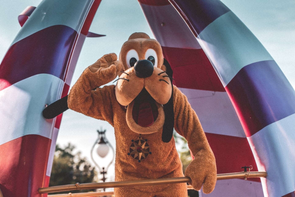 pippo, personaggio di disneyland paris