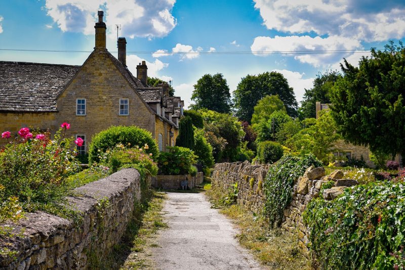 cotswold-5246371_1280