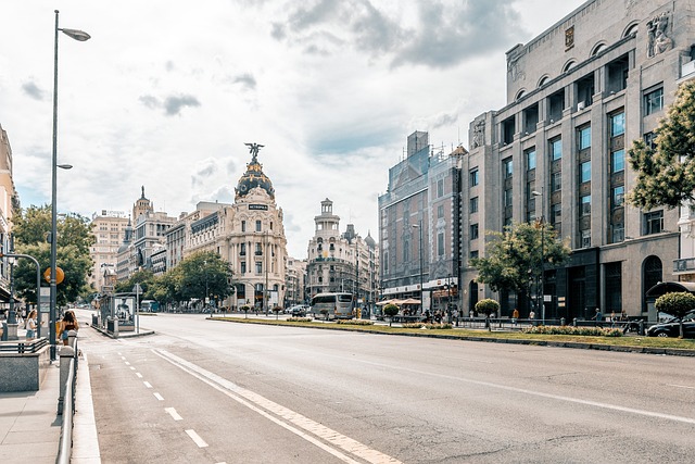 madrid-3952068_640