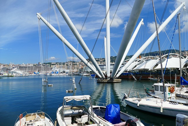 genoa-3645318_640